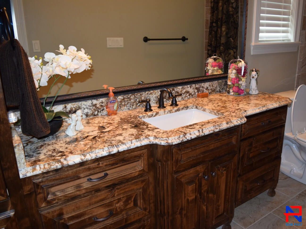 Đá tự nhiên bàn bếp Normandy NPB033