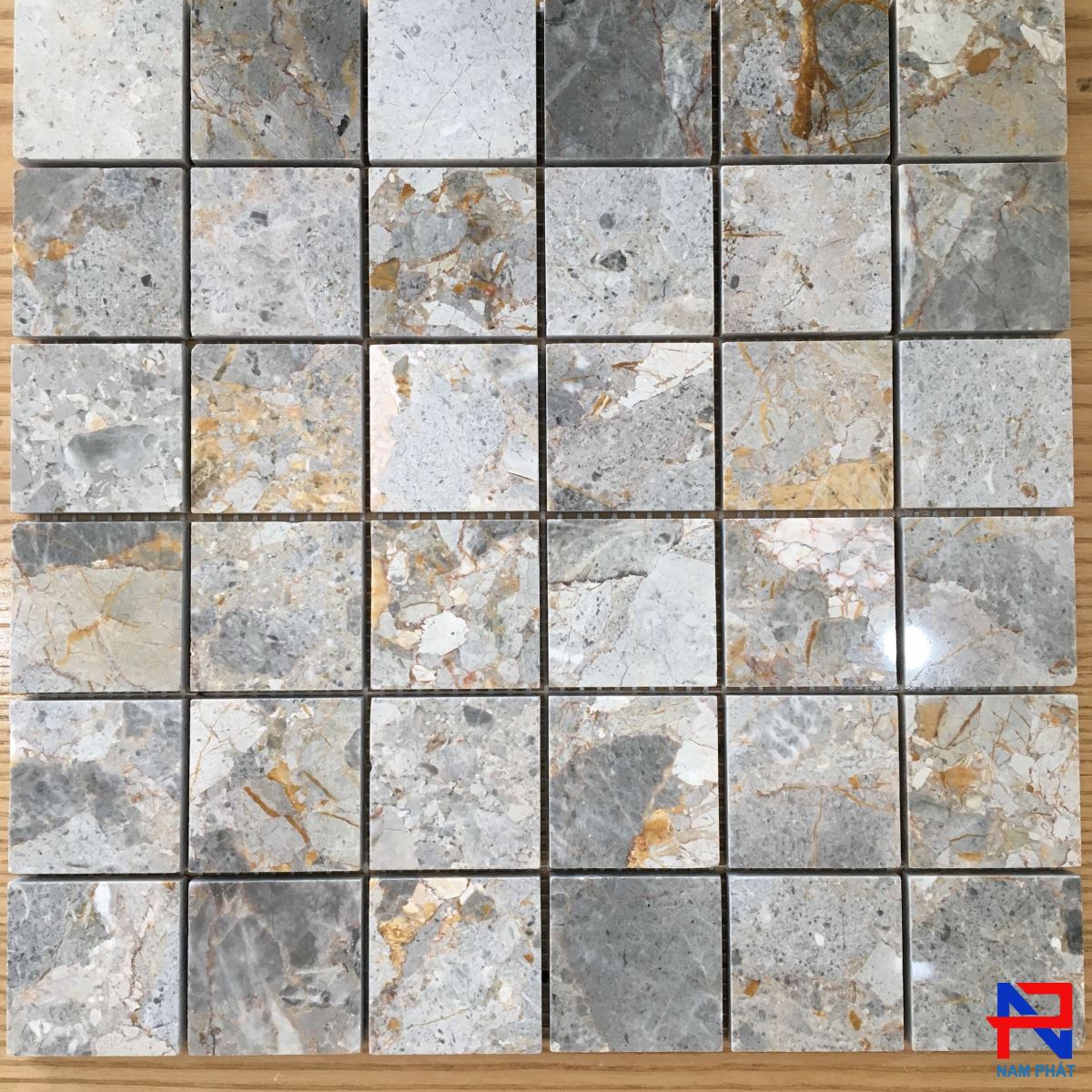 Đá Mosaic Tự Nhiên Chíp 48x48mm DMNP173