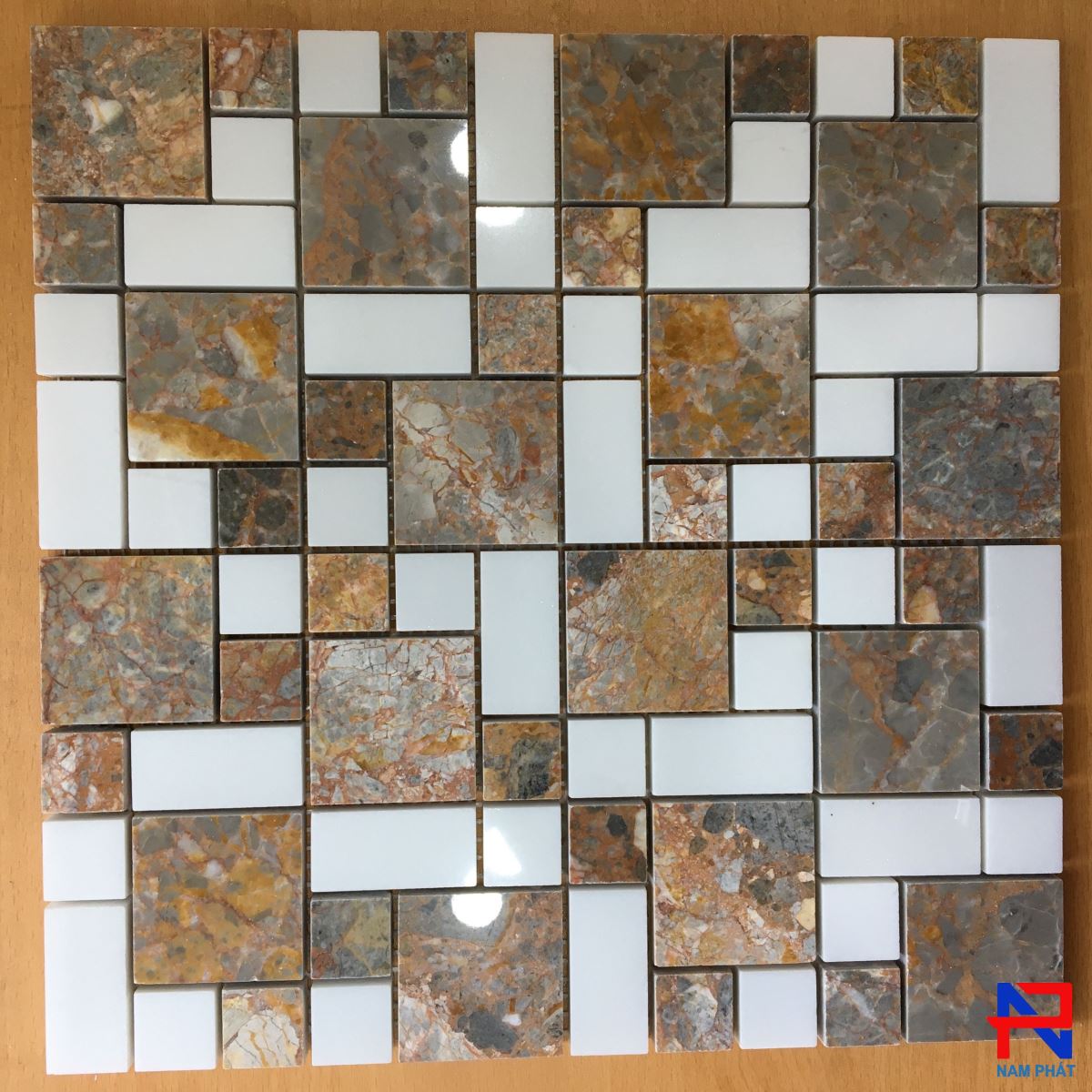 Đá Mosaic Tự Nhiên Chíp 48x48mm DMNP174