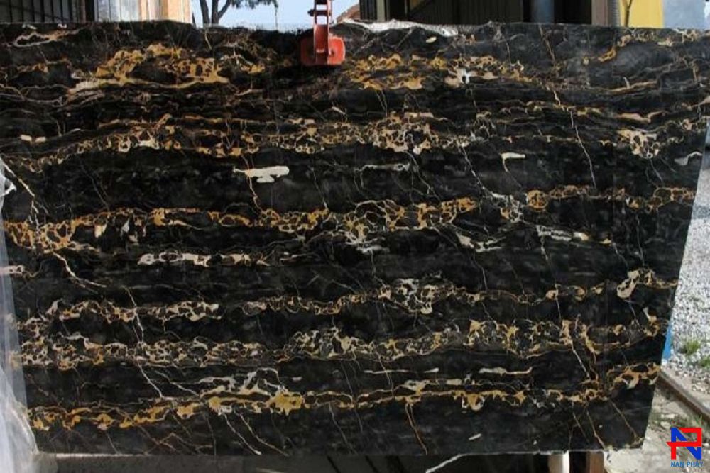 Đá Tự Nhiên Marble Portoro Gold M021