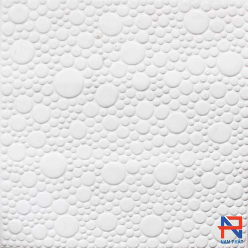 Gạch lát sân vườn Doremon trắng