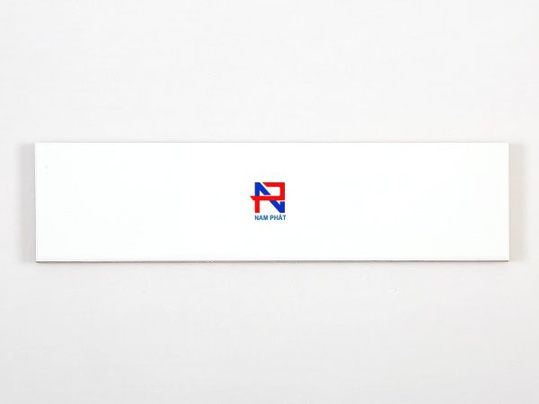 Gạch Thẻ Ceramic 75x300 mm Trắng Bóng Phẳng