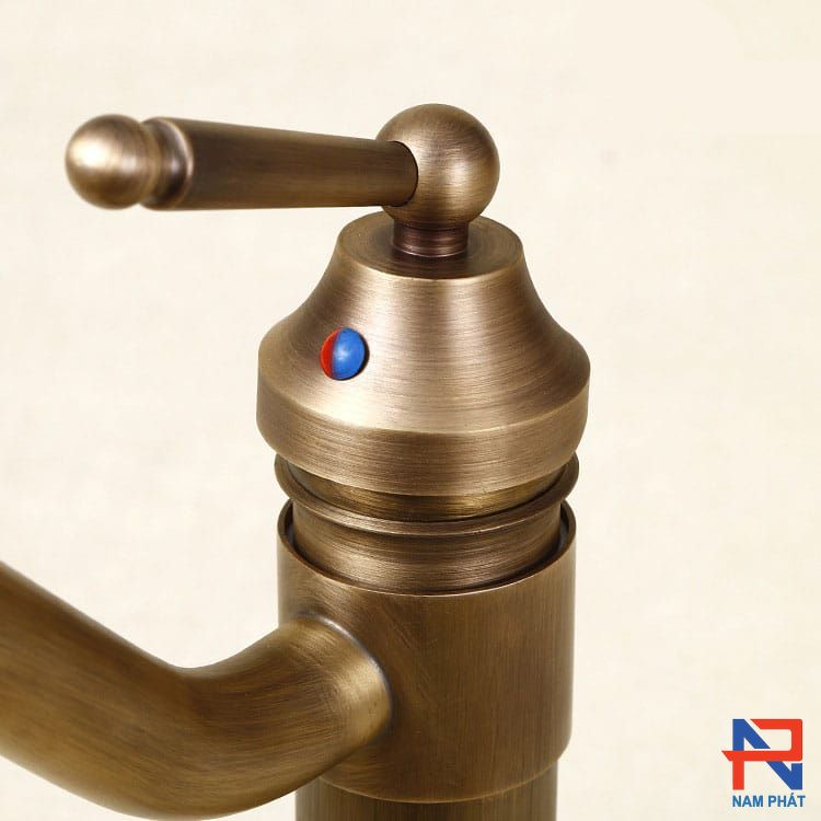 lavabo đồng thau