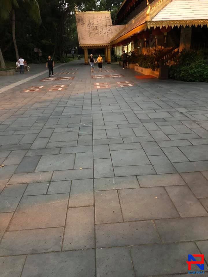 Đá Ong Lát Sàn – Đá Ong Xám Lát Sân Vườn