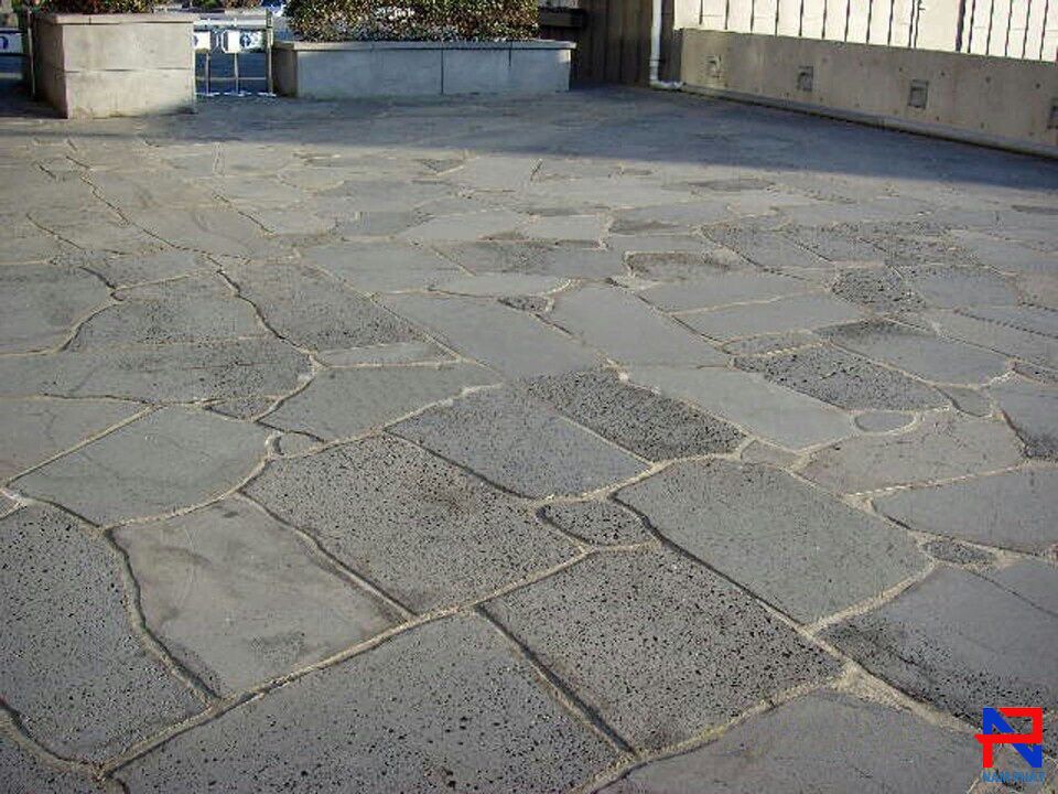 Đá Ong Lát Sàn – Đá Ong Xám Lát Sân Vườn