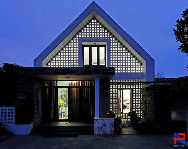 trang trí mặt tiền bằng gạch thông gió