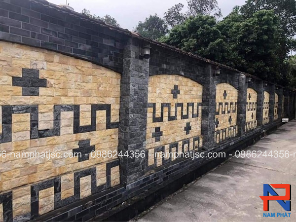 Ốp đá bóc đen ghi mix đá bóc vàng độc đáo 