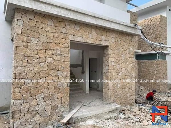 Đá chẻ vàng Bình Định ốp mặt tiền 